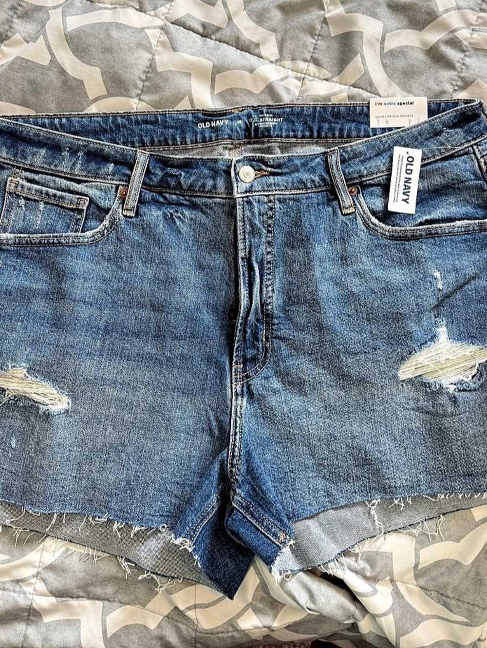 Old Navy High-Waisted O.G. Straight Ripped Jean Shorts Blue Size 18